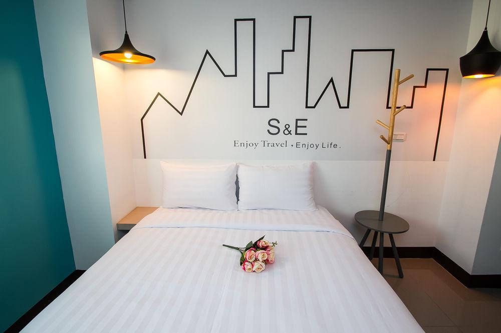 S&E Hotel Tainan Exterior foto