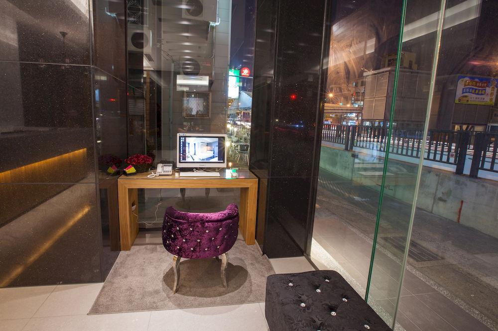 S&E Hotel Tainan Exterior foto