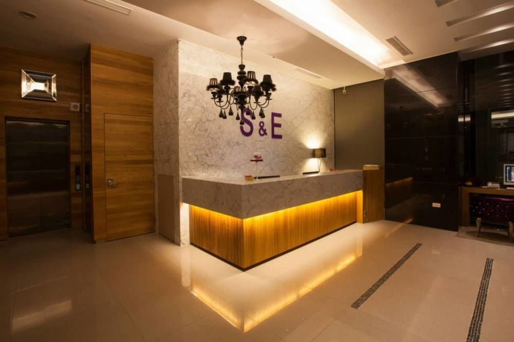 S&E Hotel Tainan Exterior foto